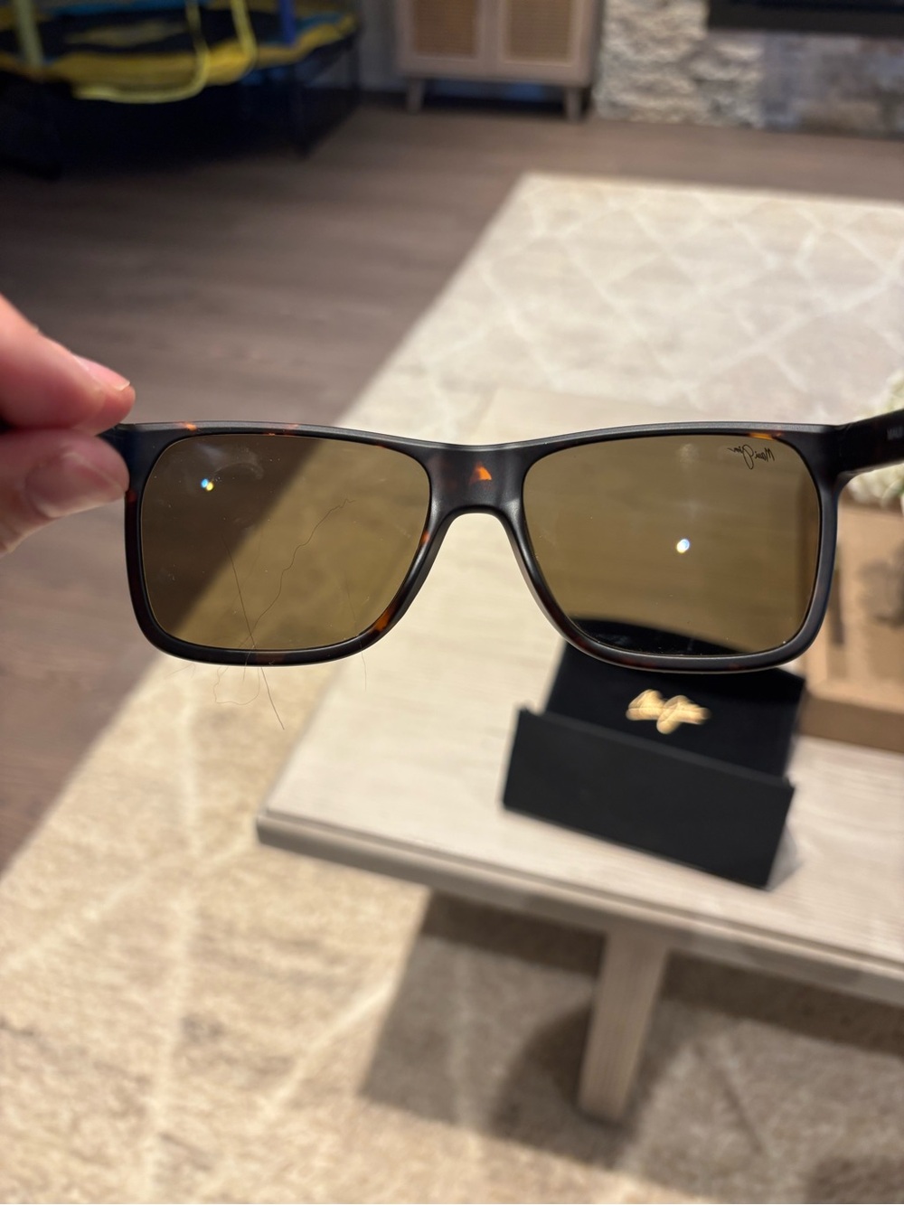 Maui Jim Black Sunglasses Case with Copper Logo - Picture 5 of 6